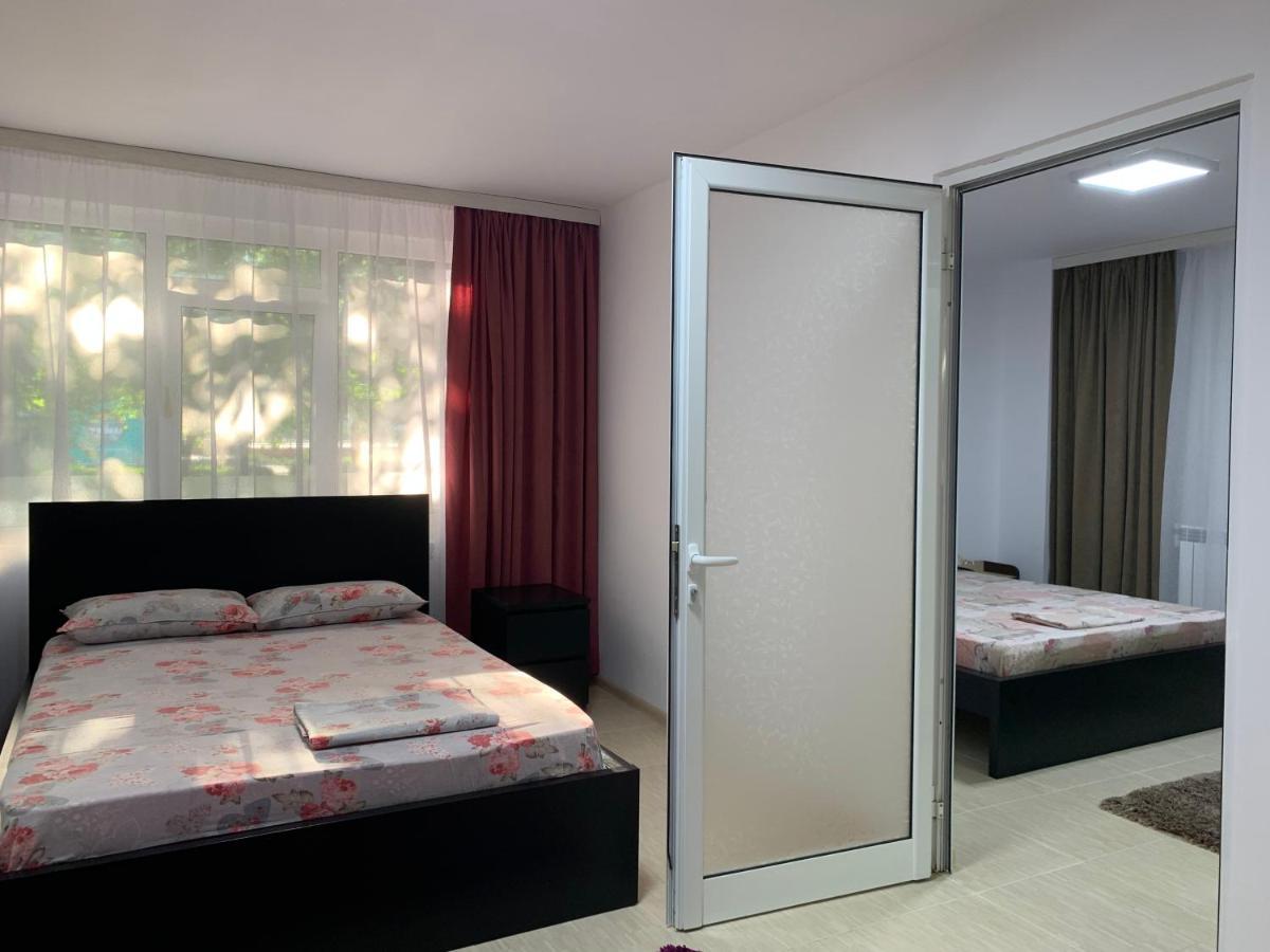 Eli Apartment Galati  Luaran gambar