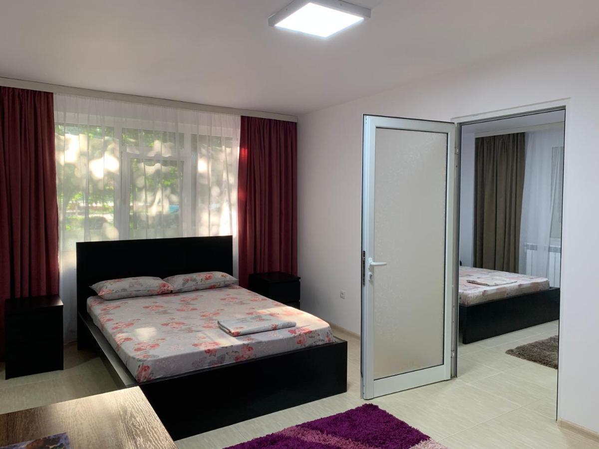 Eli Apartment Galati  Luaran gambar